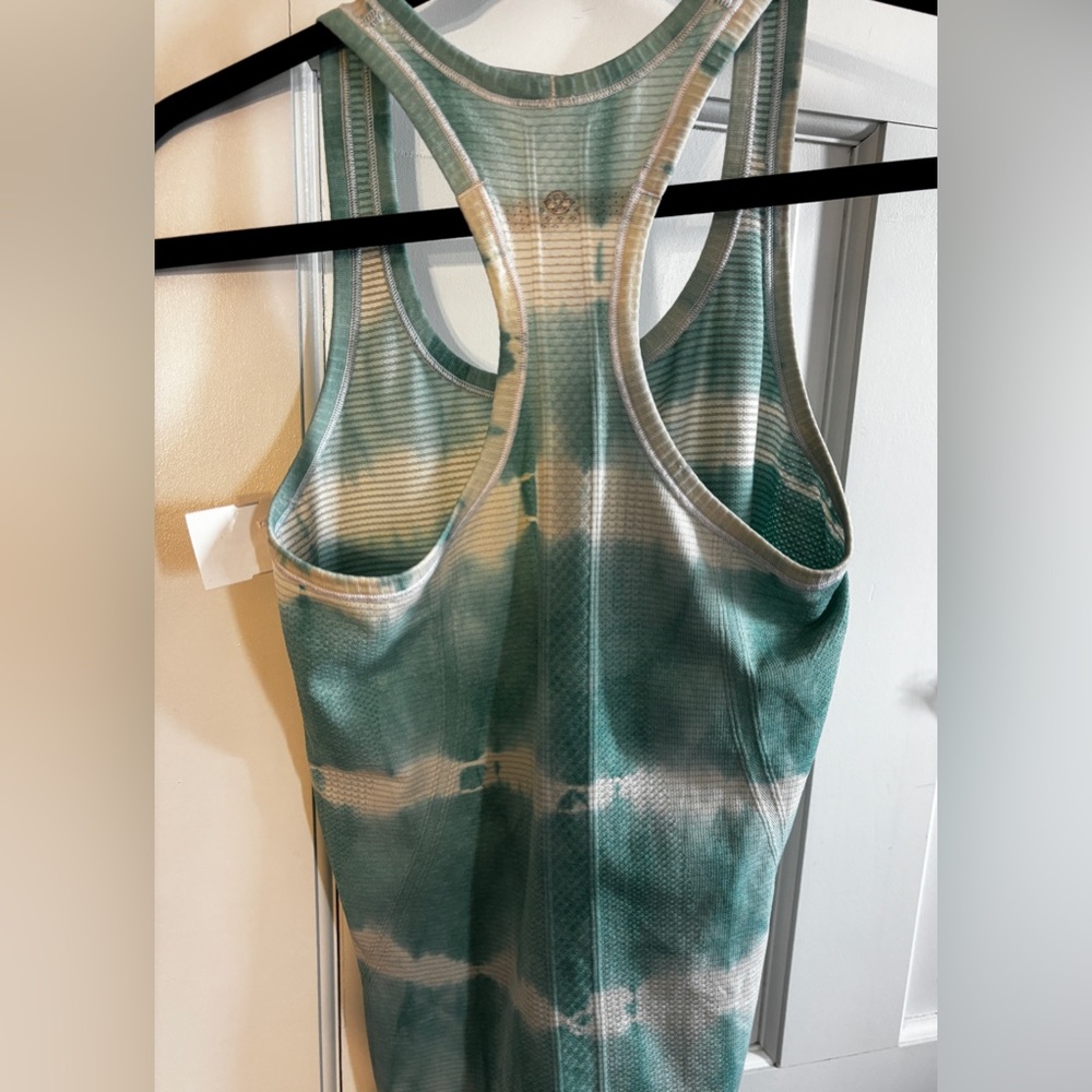 Lululemon Swittly Tech Racerback Tank Top - Picture 5 of 6
